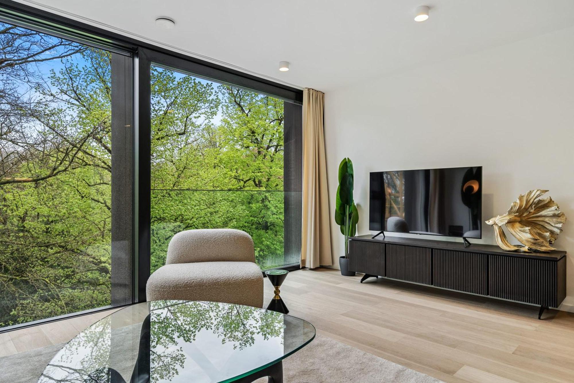 Spacious 6Th-Floor Gem: Modernity Meets Comfort Luxembourg Eksteriør bilde